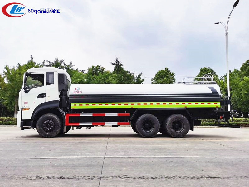 東風天龍后雙橋灑水車