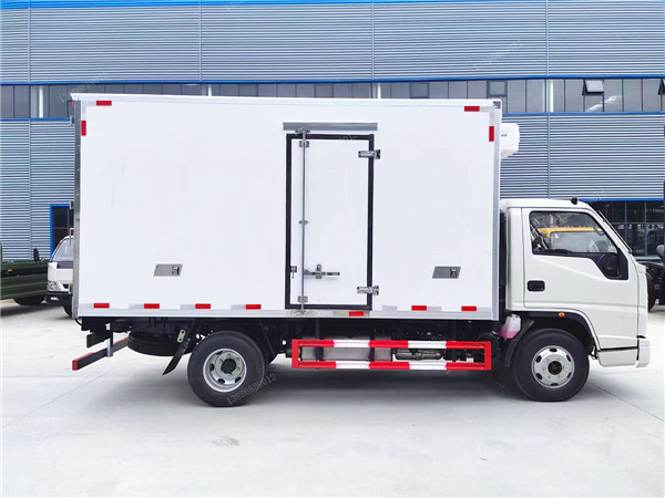 江鈴順達(dá)國(guó)六冷藏車